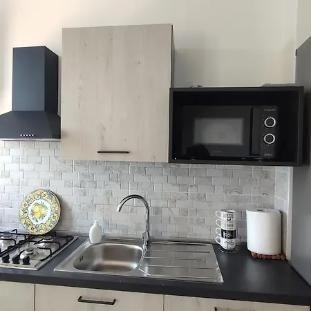 Rineddahouse Arenella - Vista Mare Panoramica A Con Parcheggio Privato Apartament *