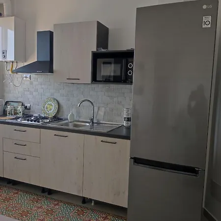 Rineddahouse Arenella - Vista Mare Panoramica A Con Parcheggio Privato Palermo