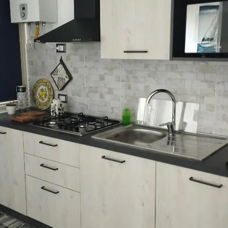 Rineddahouse Arenella - Vista Mare Panoramica A Con Parcheggio Privato