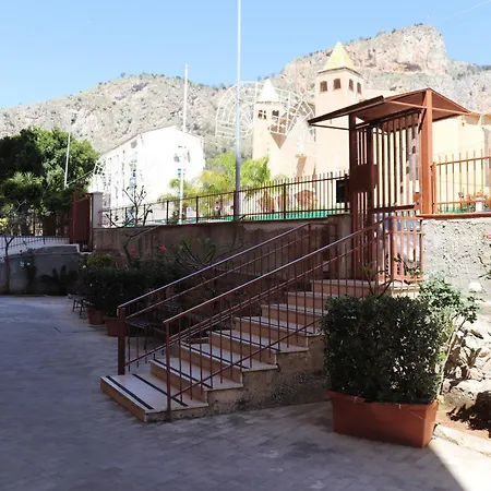 Rineddahouse Arenella - Vista Mare Panoramica A Con Parcheggio Privato Apartament Palermo