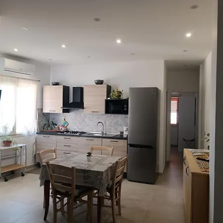 Rineddahouse Arenella - Vista Mare Panoramica A Con Parcheggio Privato