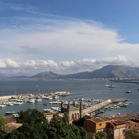 Rineddahouse Arenella - Vista Mare Panoramica A Con Parcheggio Privato Apartament