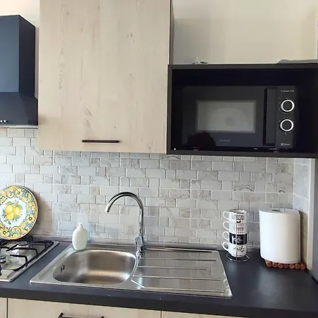 Rineddahouse Arenella - Vista Mare Panoramica A Con Parcheggio Privato Apartament Palermo