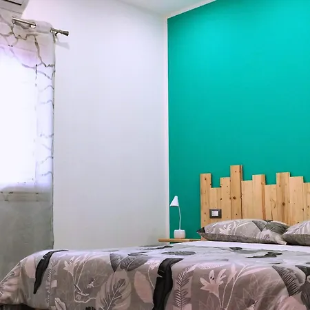 Rineddahouse Arenella - Vista Mare Panoramica A Con Parcheggio Privato *