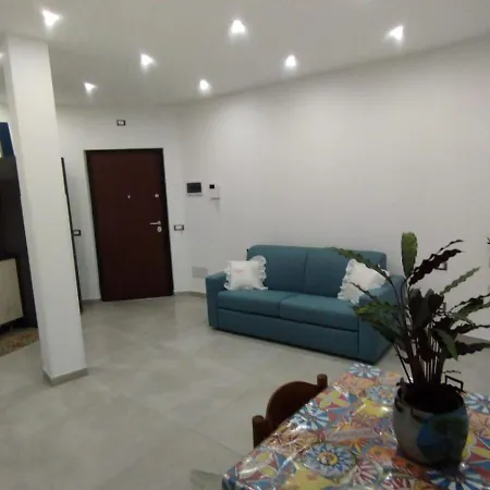 Rineddahouse Arenella - Vista Mare Panoramica A Con Parcheggio Privato Appartamento