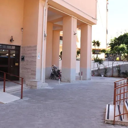 Appartamento Rineddahouse Arenella - Vista Mare Panoramica A Con Parcheggio Privato Palermo