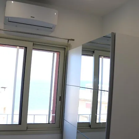 Rineddahouse Arenella - Vista Mare Panoramica A Con Parcheggio Privato Appartamento *