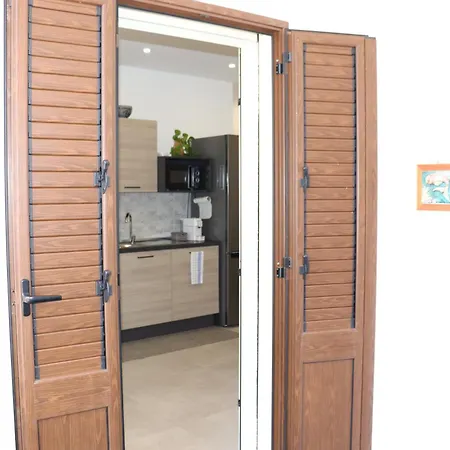 Rineddahouse Arenella - Vista Mare Panoramica A Con Parcheggio Privato Appartamento Palermo